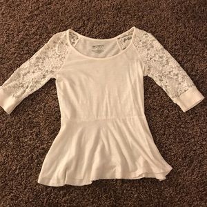Lace-Sleeved Flowy Top
